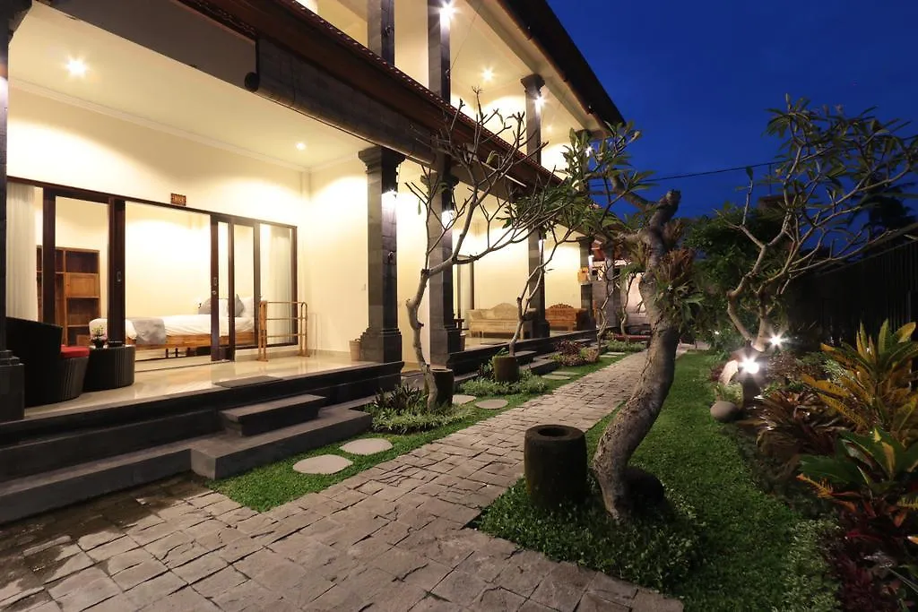 *** Guest house Duana Sari By Mahaputra Hotel Ubud  Indonesia