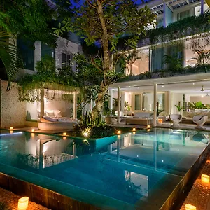 Deva Villa Seminyak (Bali)